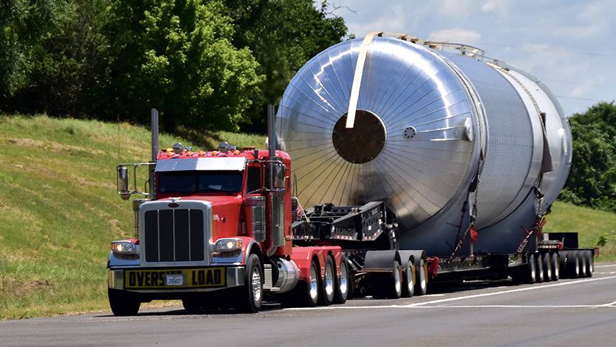 Lone Star specialized heavy haul division transporting specialized oversized project equipment